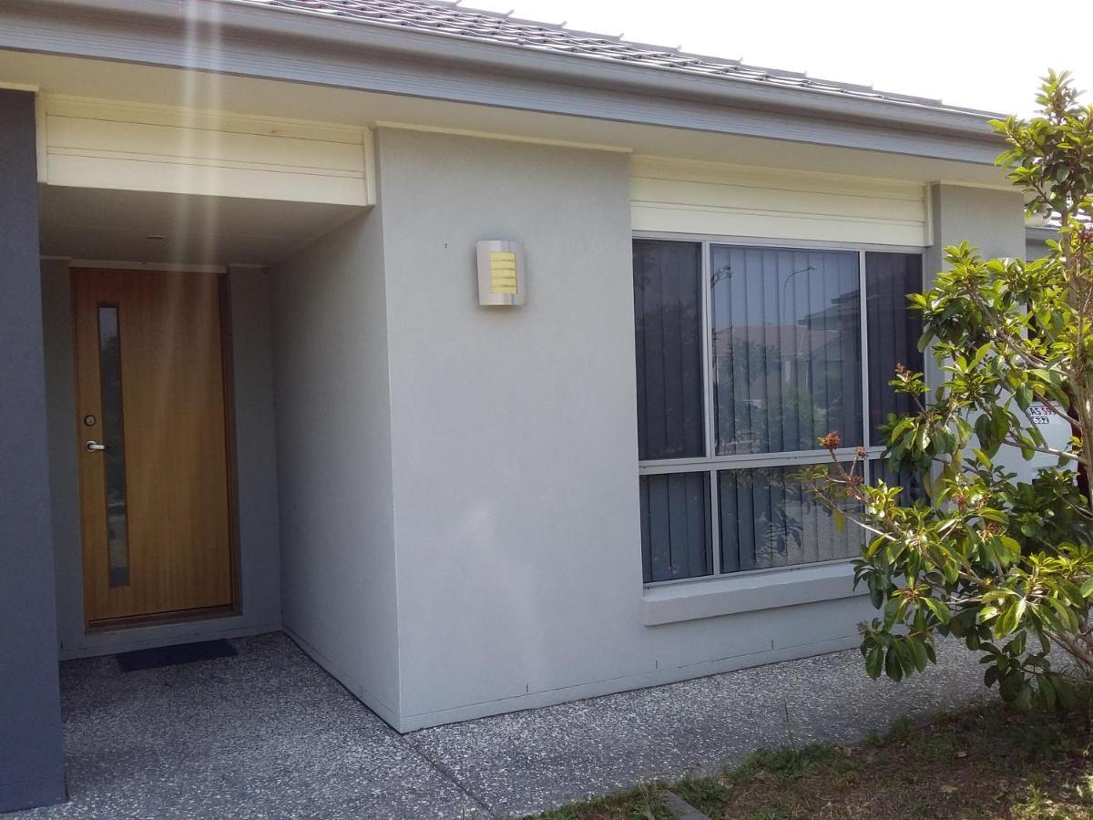 Homestay Quiet Sunny Relaxed Close To Theme Parks
