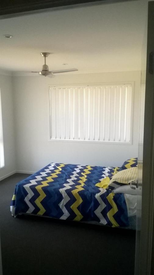 Homestay Quiet Sunny Relaxed Close To Theme Parks Gold Coast